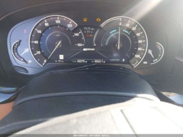 BMW Seria 5 G30-G31 2019 BMW Seria 5 2019 BMW 530E XDRIVE IPERFORMANCE 2.0 Hybryda 180KM, zdjęcie 14