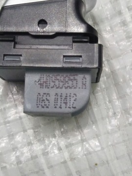 AUDI A1 A6 A7 A8 Q3 PŘEPÍNAČ SKEL 4H0959855A