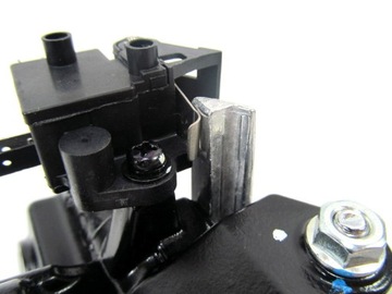 ОРИГИНАЛ Левый датчик тормоза Honda NSS FORZA 250