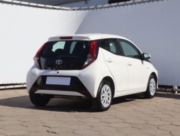 Toyota Aygo II Hatchback 3d Facelifting 1.0 VVT-i 72KM 2020 Toyota Aygo 1.0 VVT-i, Salon Polska, zdjęcie 4