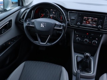 Seat Leon III ST 1.6 TDI CR 105KM 2015 Seat Leon 1.6 TDI, Salon Polska, Serwis ASO, zdjęcie 6