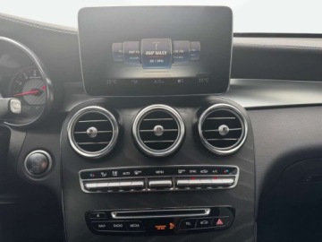 Mercedes GLC C253 SUV AMG 4.0 AMG 63 S 510KM 2018 Mercedes-Benz GLC GLC63S 4MATIC 510 KM AMG Performance Air Body Control, zdjęcie 23