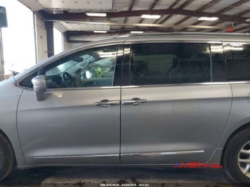 Chrysler Pacifica II 2020 Chrysler Pacifica 2020 r., 3,6L TOURING L 3.6 Benzyna 287KM, zdjęcie 14