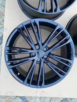 4× DISK HLINÍK AUDI OE 4K8601025F 8.5" X 20" 5X112 ET 30