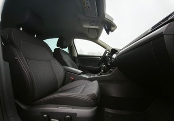 Skoda Superb III Liftback Facelifting 2.0 TDI SCR 200KM 2023 Skoda Superb Style Pakiet Selection, ACC, Matrix, GPS, Kamera, Kessy, Sal, zdjęcie 17