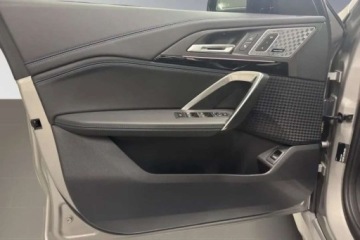 BMW X1 U11 Crossover M 2.0 M35i 300KM 2026 BMW X1 Deska rozdzielcza Luxury Pakiet Premium Zwiekszony bak paliwa, zdjęcie 18