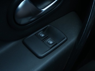 Dacia Logan II Sedan Facelifting 1.0 TCe LPG 100KM 2020 Dacia Logan 1.0 TCe LPG, Salon Polska, Serwis ASO, zdjęcie 18