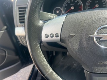 Opel Vectra C Sedan 2.2 ECOTEC 147KM 2003 Opel Vectra XENONY KLIMATYZACJA KOMPUTER 147 KONI ALUFELGI ZAREJESTROWANY, zdjęcie 14