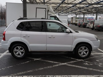 Hyundai Tucson I SUV Facelifting 2.0i CVVT 141KM 2009 Hyundai Tucson 2.0 i, GAZ, Klima, Klimatronic, zdjęcie 5