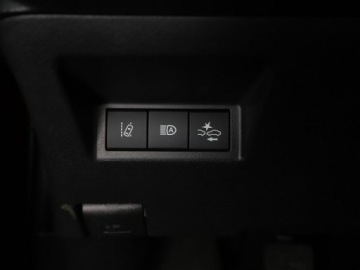 Toyota Yaris III Hatchback 5d Facelifting 2017 1.5 Dual VVT-iE 111KM 2019 Toyota Yaris kamera klima, zdjęcie 31