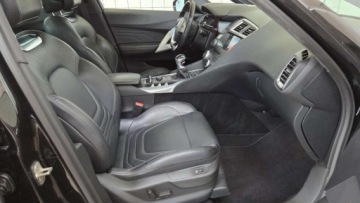 DS 5 Hatchback (Citroen) 1.6 THP 200KM 2013 Citroen DS5 1,6 THP SportChic 200 KM, 162 Tys.km, Serwisowany, Bezwypadkowy, zdjęcie 16