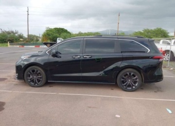 Toyota Sienna III 2022 Toyota Sienna 2022r., XSE, 2.5L, od ubezpieczalni 2.5 Hybryda 192KM, zdjęcie 3