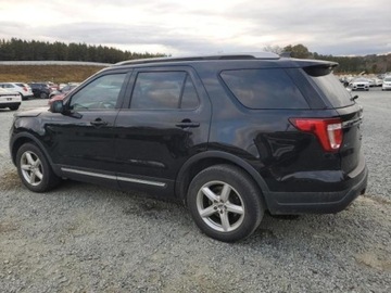 Ford Explorer VI SUV 2.3 EcoBoost  280KM 2019 Ford Explorer 2019r., XLT, od ubezpieczalni 2.3 Benzyna 280KM, zdjęcie 2