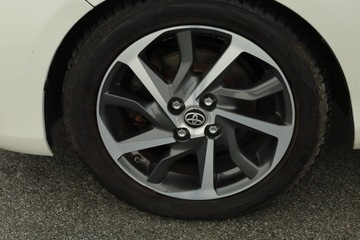 Toyota Yaris III Hatchback 5d Facelifting Hybrid 100KM 2017 Toyota Yaris 1.5 Hybrid, Automat, Skóra, Klima, zdjęcie 11