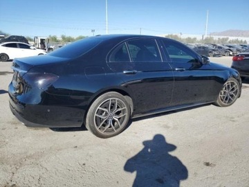 Mercedes Klasa E W213 2021 Mercedes-Benz Klasa E 2021r., E350, od ubezpieczalni 2.0 Benzyna 255KM, zdjęcie 4