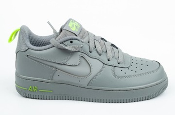 Buty sportowe Nike Air Force 1 DD3227 001 r. 38.5