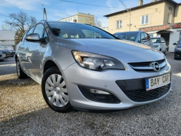 Opel Astra J Sports Tourer Facelifting 1.4 Turbo ECOTEC 140KM 2015 Opel Astra 1.4 Turbo Opłaty Zapraszamy !!!, zdjęcie 4