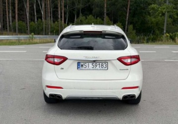 Maserati Levante 3.0 V6 GDI 350KM 2017 Maserati Levante Maserati Levante Q4 3.0 V6 350 KM Faktura VAT 23 Po ser, zdjęcie 14