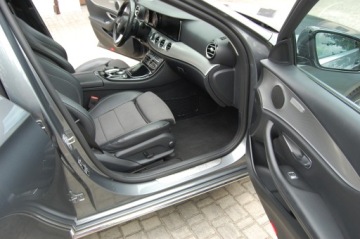 Mercedes Klasa E W213 Limuzyna 2.0 220d 194KM 2016 E-KLASA W213 2.0 194PS Avantgarde Tylko 152Tkm Temp.Aktywny Kamera Ambiente, zdjęcie 17
