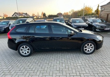 Volvo V60 I Kombi 1.6 DRIVe 115KM 2011 Volvo V60 1.6 diesel 114KM ks. serwis. Gwarancja Zamiana Zarejestrowany 1.6, zdjęcie 33