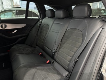 Mercedes Klasa C W205 Kombi Facelifting HYBRYDA 2.0 300 de 306KM 2020 Mercedes-Benz C 300 Plug In AMG Line / CarPlay / 1, zdjęcie 11