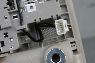 LAMPA OSVĚTLENÍ INTERIÉR KABINY SKŘÍŇKA MAZDA CX-3 14-21