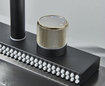 Смеситель для кухни Caterina с водопадом и гибким изливом Черный