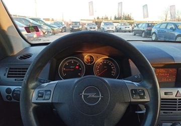 Opel Astra H Hatchback 5d 1.7 CDTI ECOTEC 80KM 2004 Opel Astra Opel Astra 1.7 Diesel 80KM, zdjęcie 8