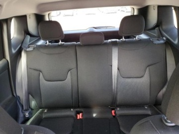 Jeep Renegade 2023 Jeep Renegade Latitude 2023 1,3 1.3 Benzyna 177KM, zdjęcie 10