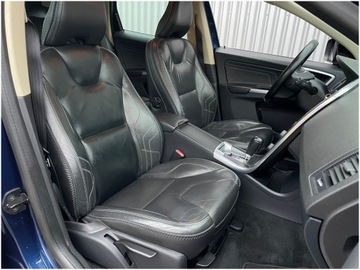 Volvo XC60 I SUV 2.0 D3 163KM 2012 Volvo XC60 Ocean Race, zdjęcie 17