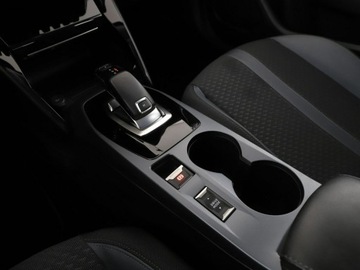 Peugeot 2008 II SUV 1.2 PureTech 130KM 2020 Peugeot 2008 Allure automat virtual kamera, zdjęcie 29