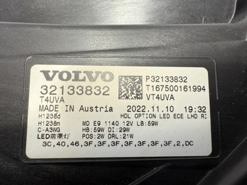 SVĚTLO PŘEDNÍ PRAVÁ VOLVO XC40 FACELIFT PIXEL 32133832