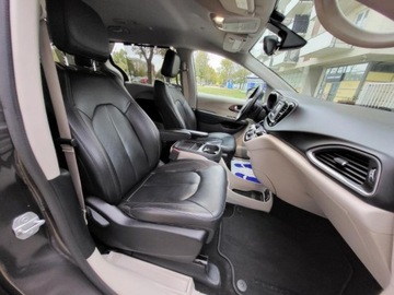 Chrysler Pacifica II 2017 chrysler pacifica Touring L* V6 3.6l Pentastar 291KM * :158, 071km, zdjęcie 32