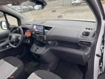 Citroen Berlingo III Osobowy M Facelifting 1.5 BlueHDi 130KM 2024 Citroen Berlingo Automat Kamera Klimatronik Podgrz, zdjęcie 9