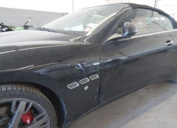 Maserati GranTurismo 2015 Maserati GranTurismo 2015, 4.7L, od ubezpieczalni 4.7 Benzyna 444KM, zdjęcie 4