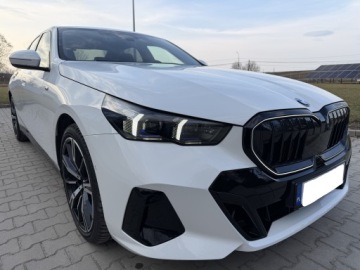 BMW Seria 5 G90-91 2023 BMW 520d xDrive M Sport PRO | Polski Salon | Gwarancja | FAKTURA VAT 23%, zdjęcie 3