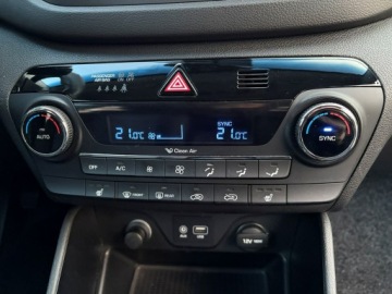 Hyundai Tucson III SUV 1.7 CRDI 115KM 2016 Hyundai Tucson 1.7 CRDI Kamera Panorama dach, zdjęcie 23