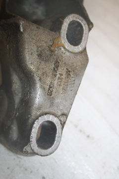 ОПОРА ДВИГАТЕЛЯ PAW VW AUDI A4 A6 4B0199351B