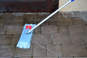 Kleen PICCOMAT FS жидкость для микропористых поверхностей керамогранита, проездов, кубов