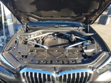 BMW X5 G05 2022 BMW X5 sDrive40i 2022 3.0 Benzyna 335KM, zdjęcie 9