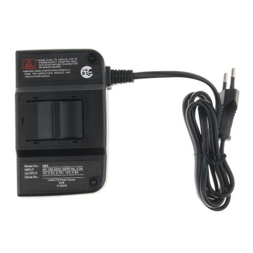 Черный адаптер переменного тока