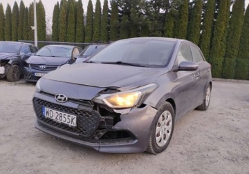 Hyundai i20 I Hatchback 5d Facelifting 1.2 DOHC 85KM 2015 Hyundai i20 2015r, 1.2 Benzyna LPG. Lekko uszkodzony przod. Jezdzi. 1.2, zdjęcie 1