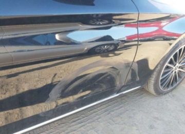 Mercedes Klasa C W206 2021 Mercedes-Benz Klasa C 2021, 2.0L, od ubezpieczalni 2.0 Benzyna 255KM, zdjęcie 5