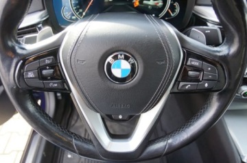 BMW Seria 5 G30-G31 Limuzyna 520d 190KM 2017 BMW Seria 5 2.0 Diesel 190 KM, 4x4, Navi, Kamera, LED, Polskora, Hak, GWAR, zdjęcie 24