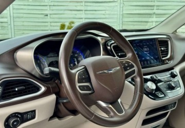 Chrysler Pacifica II 3.6 V6 291KM 2017 Chrysler Pacifica Chrysler Pacifica 3.6 Benzyna 290KM, zdjęcie 9