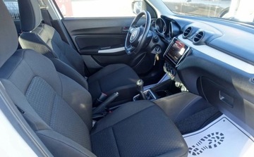 Suzuki Swift VI 2019 Suzuki Swift 1.2 90KM AllGrip 4x4 Biala perla Bezwypadkowy Niski przebieg, zdjęcie 10