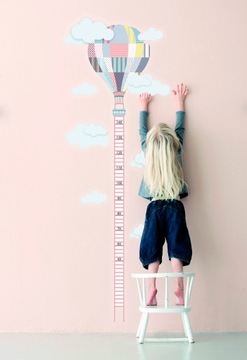 Наклейка «МЕРА РОСТА»: воздушные шары, самолеты, ракеты