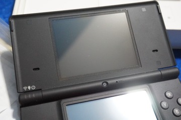 NINTENDO DSi TWL-001 ЧЕРНЫЙ Заводская комплектация (2)