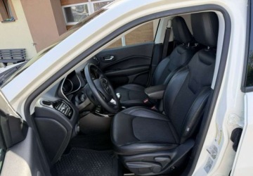 Jeep Compass II SUV 1.4 MultiAir 140KM 2018 Jeep Compass Rezerwacja 1.4 Benzyna 140KM, zdjęcie 19