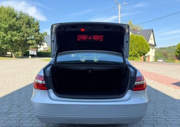 Mercedes Klasa E W212 Limuzyna 220 CDI BlueEFFICIENCY 170KM 2012 Mercedes-Benz Klasa E Mercedes-Benz Klasa E 220 BlueTEC 7G-TRONIC Elegance, zdjęcie 31
